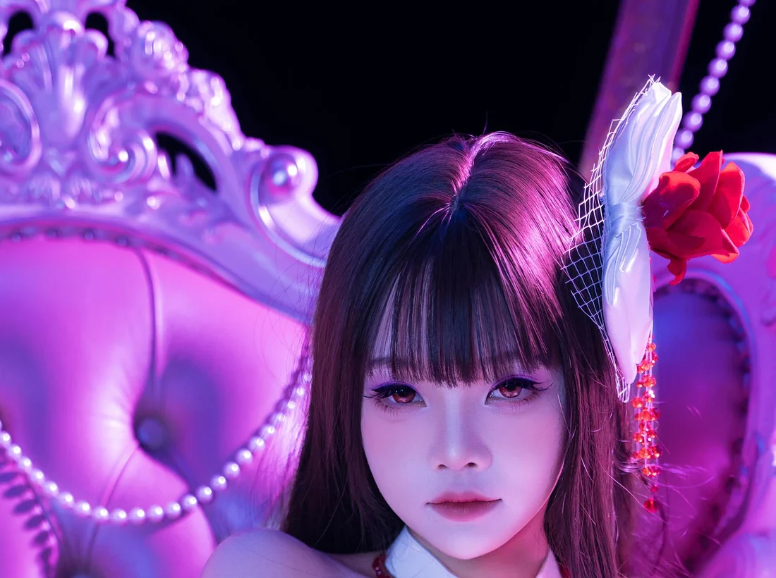 慢炖仓鼠球《米哈拉:痛苦吞噬者》Cos:红玫瑰暗色造型