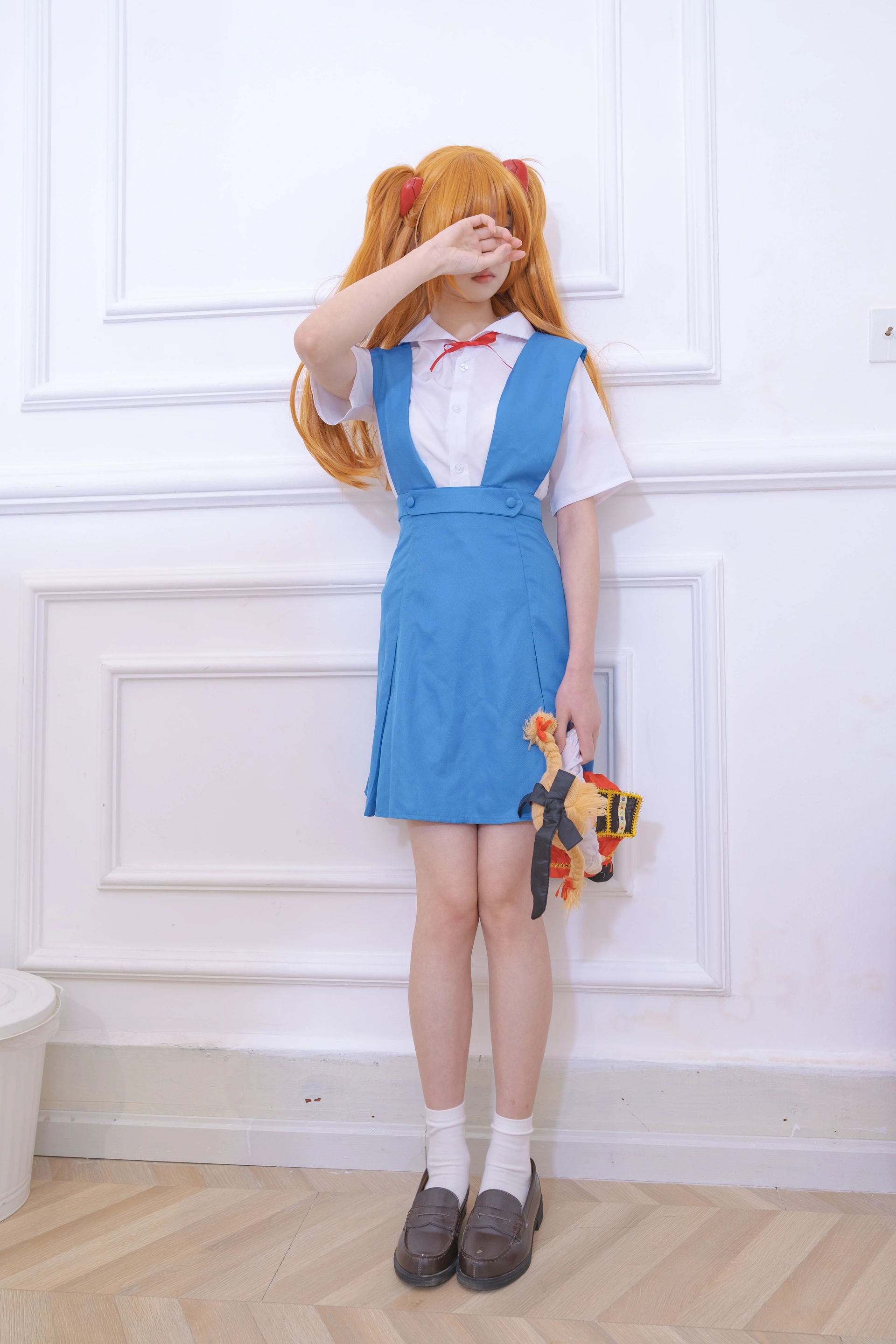 森萝财团《明日香》小七蓝色制服 Cosplay 写真 森萝财团《明日香》小七蓝色制服 Cosplay 写真